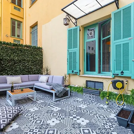 French Style Modern With Terrace Alloggio in famiglia