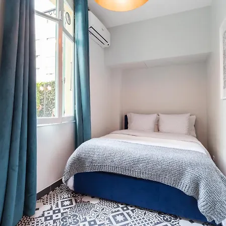 Homestay French Style Modern With Terrace *